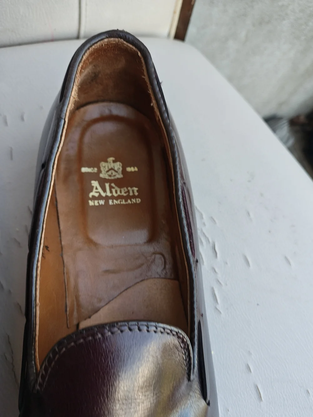 Alden Men’s Burgundy Tassel Loafers 10AAA